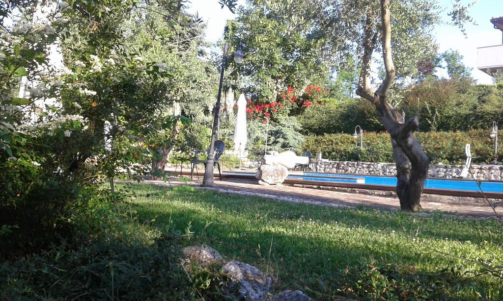 Agriturismo La Solagna Montebello di Bertona Exterior foto