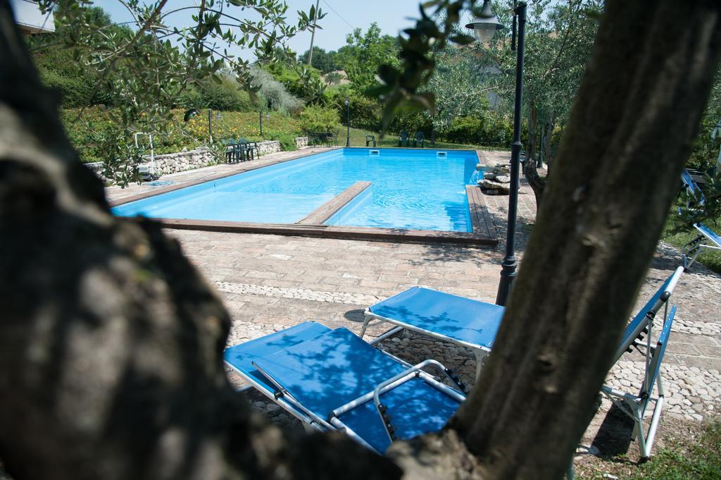 Agriturismo La Solagna Montebello di Bertona Exterior foto